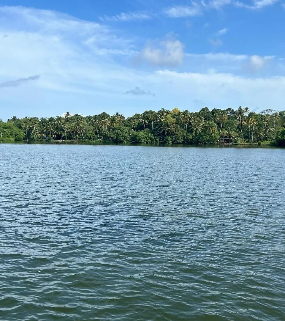 Lavilla Lake Resort And Restaurant Kollam 0*,