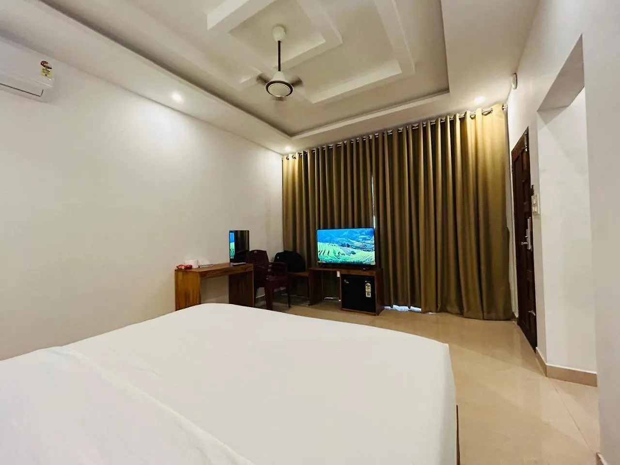 Lavilla Lake Resort And Restaurant Kollam India