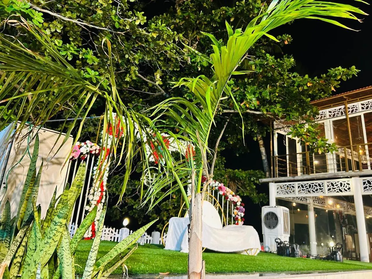 Panzió Lavilla Lake Resort And Restaurant Kollam